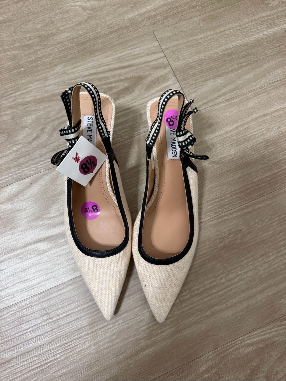 Steve Madden Cream Pointed Slingback Kitten Heel with Black Trim and Bow
